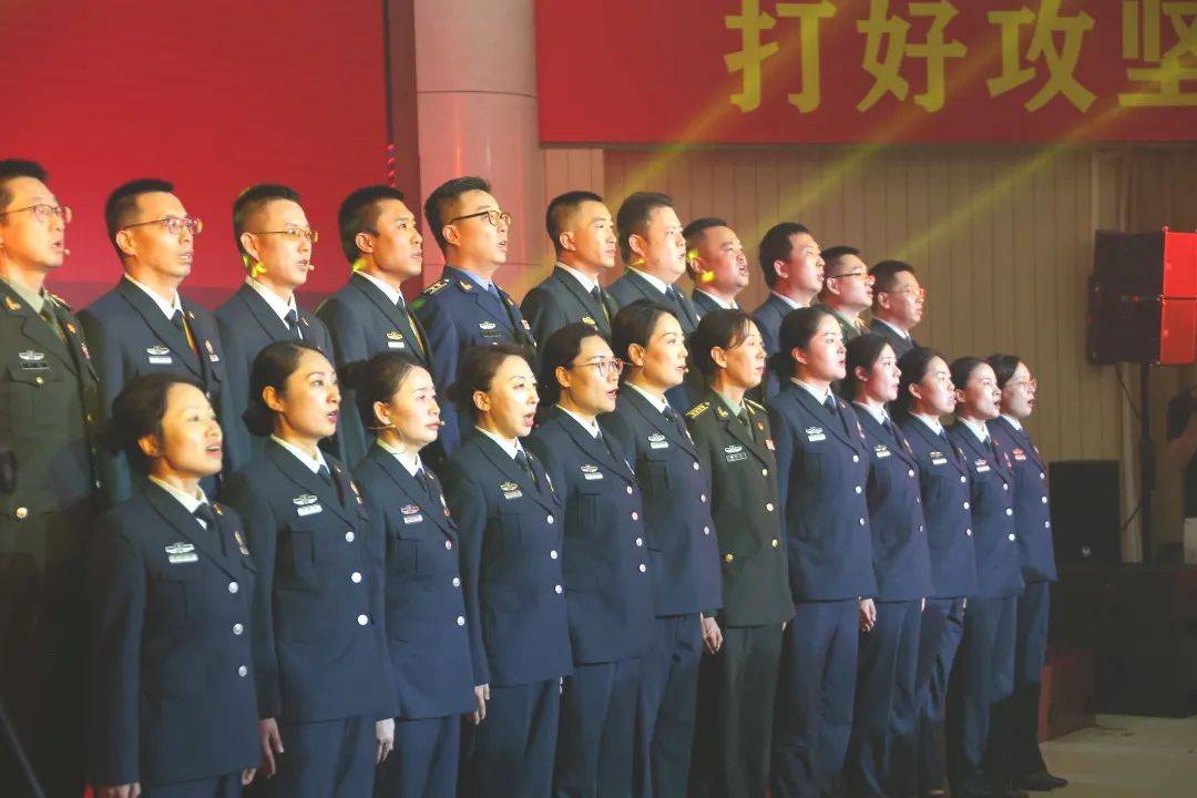 向党旗报告<strong></p>
<p>康复疗养</strong>！——天津康复疗养中心隆重举行先进事迹情景报告会:康复疗养